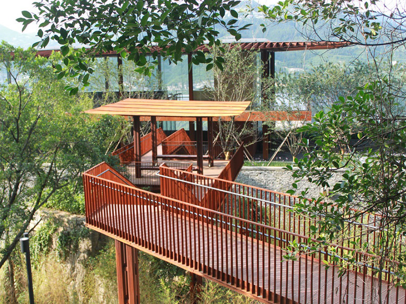 Forest Park Viewing Pavilion & Interconnecting Ramp