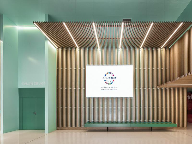 Integrated Bamboo Slatted Wall & Canopy Feature